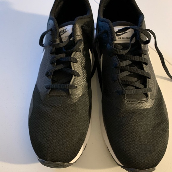 Nike Tavas shoes. Like new - Picture 1 of 4